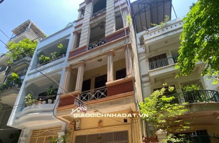 BÁN NHÀ PHÂN LÔ CẦU GIẤY – 5 TẦNG – 50M² – MẶT TIỀN 6M – Ô TÔ TRÁNH, CÓ VỈA HÈ – giá nhỉnh 15 tỷ