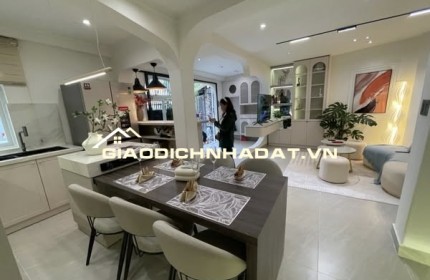 SIÊU PHẨM LÊ VĂN SỸ – PHƯỜNG 13, PHÚ NHUẬN – NGANG KHỦNG 8M