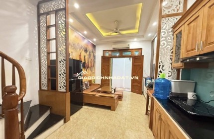 Bán nhà ô tô vào tại Đông Dư Gia lâm xây 4 tầng đủ nội thất hơn 4 tỷ