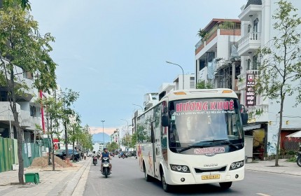 BÁN NHÀ MẶT TIỀN 3 TẦNG 1 TUM ĐƯỜNG SỐ 4 VCN PHƯỚC HẢI