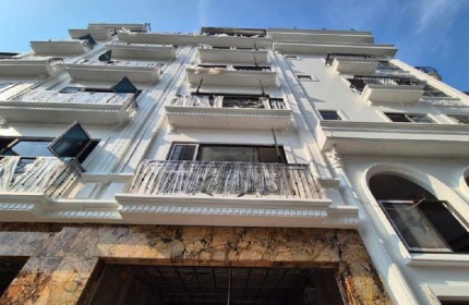 Bán nhà Định Công Hạ- Hoàng Mai, DT 37m x 7 tầng. Thang máy, ô tô đỗ cửa, kinh doanh