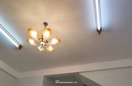 Cho thuê nhà 1 trệt 1 lầu, DT175m2 tại số 3 đường B3, phường Vĩnh Hoà, Nha Trang