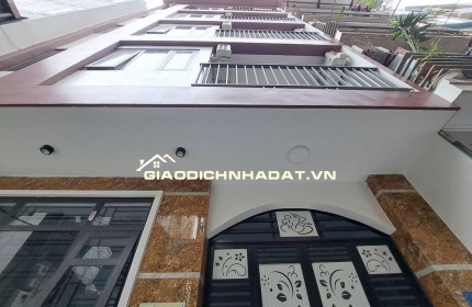 BÁN CCMN ĐỘI CẤN, BA ĐÌNH. 101M2 7 TẦNG MT 7M GIÁ 23 TỶ-  DÒNG TIỀN 130TR/THÁNG - 2 THOÁNG - ĐẦY ĐỦ PCCC - GPXD