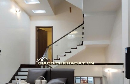 Nhà đẹp Vân Canh đường Trịnh Văn Bô 36m2 7 tầng thang máy Gara oto