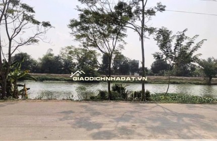 Bán 1.279m2 đất 2 mặt tiền sông Vàm Cỏ Tây và đường liên huyện thị trấn, Mộc Hoá, Long An