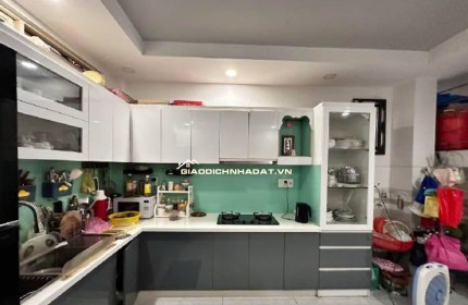 BÁN NHÀ  BÌNH TÂN - HƯƠNG LỘ 2 - HẺM XE HƠI THÔNG - 5,6 TỶ - 72m2 (5 x 14.4 ) - 4 TẦNG