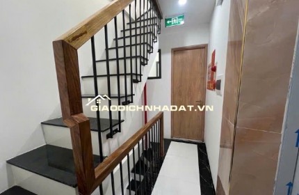 Bán Tòà Chung Cư Mini 60m2 7 Tầng 16 phòng khép kín
Giá 12,7 tỷ ngõ thông