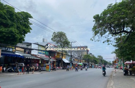 BÁN NHÀ MẶT TIỀN CHỢ - DÒNG TIỀN  20tr -40tr tháng.
