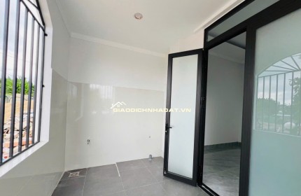 BÁN NHÀ 1 MÊ GÓC 2MT ĐẸP – HẺM XE HƠI LÊ ĐÌNH CHINH, TP PLEIKU – FULL NỘI THẤT, GIÁ TỐT LH:0907146779.