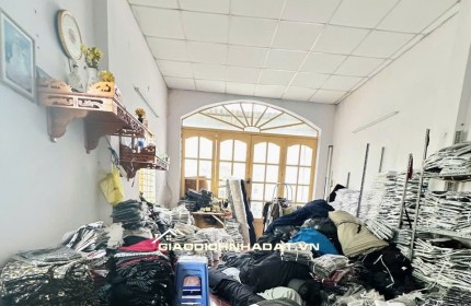 LÊ THÚC HOẠCH - XE TẢI ĐỖ CỬA - HẺM THÔNG THOÁNG - 45M2 - 3 TẦNG ĐÚC - NỞ HẬU NHẸ - ĐANG CHO THUÊ 10 TRIỆU/THÁNG - GIÁ CHỈ 5.8 TỶ