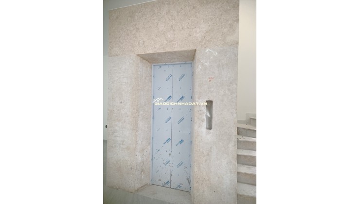 Cơ Hội Sở Hữu Mặt Tiền Đường Nguyễn Chí Thanh, Quận 5 - 8x20m, 33.3 Tỷ