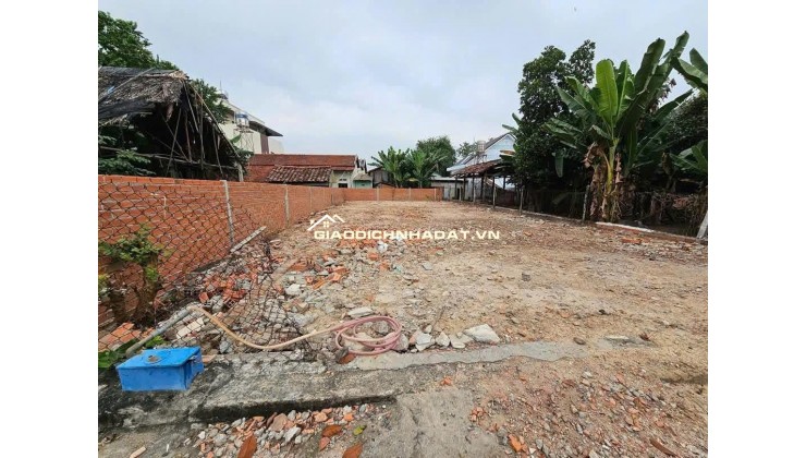 Đất Mặt Tiền, Ngay Trung Tâm Thị Trấn Bến Lức, Lộ Giới 12m Chỉ 2,6 tỷ Full Thổ Cư.
