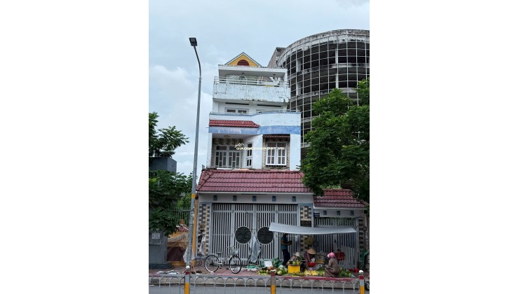 Bán nhà mặt tiền đường Lý Chiêu Hoàng, Phường 10, Quận 6 – Vị trí tiềm năng, thuận tiện kinh doanh