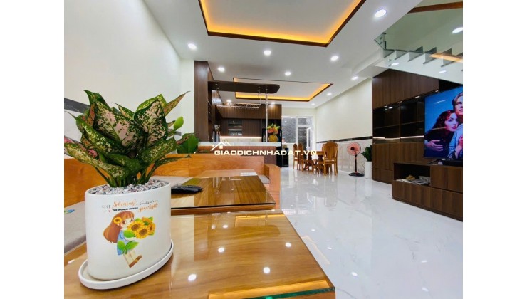 Bán nhà Hiệp Phú - Thủ Đức – 150m² – Đường 12m – thích hợp ở hoặc làm văn phòng.