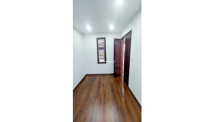 BÁN NHÀ CHÍNH CHỦ 44M2 VỊ TRÍ ĐẸP, TIỆN ÍCH ĐẦY ĐỦ, GIÁ HỢP LÝ TẠI D.Q.HÀM, HN