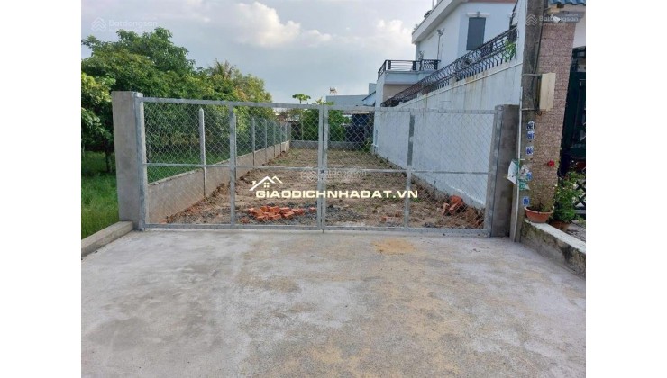Bán gấp lô đất mặt tiền đường Tân Thông Hội, 173m2 full thổ cư, SHR
