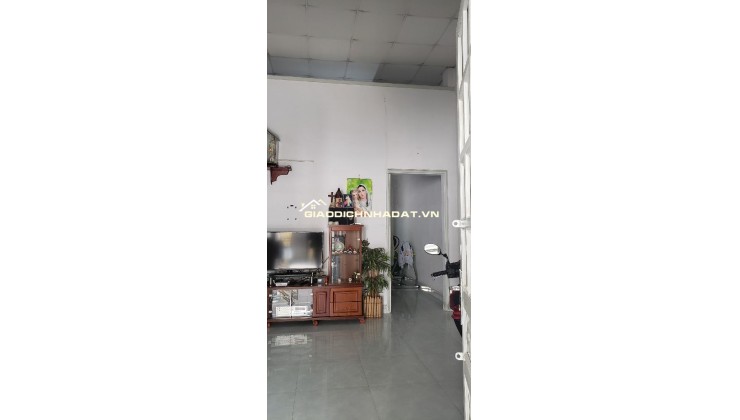 Bán nhà Đường Số 8, gần chợ Linh Xuân, Thủ Đức, nhà cấp 4, 127m² - ngang 5m, chỉ hơn 5 tỷ