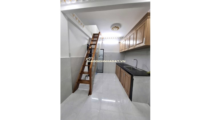 PHÚ NHUẬN - THÍCH QUẢNG ĐỨC - NHÀ ĐẸP - HẺM Ô TÔ SÁT NHÀ, GẦN MẶT TIỀN