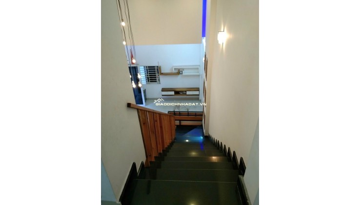 NHÀ ĐEP-CHỈ 3ty250-HXH-ĐƯỜNG 385,TĂNG NHƠN PHÚ B,Q9,HCM