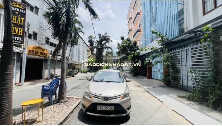 Bán Nhà DT Khủng 8x19.5m – Bình Thạnh – Kết Cấu 3 Tầng – Giá Hợp Lý