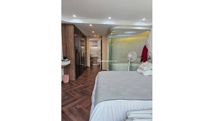 Địa chỉ: 282.15 Lạc Long Quân, quận Tây Hồ, Hà Nội
