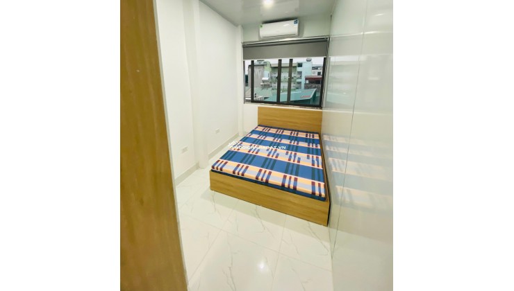 Cho thuê căn 3pn cực đẹp chỉ 8tr5 ngõ 143 Quan Hoa, Cầu Giấy