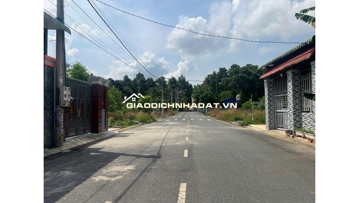 Còn 3 nền đất thổ cư gần KCN tại Bình Dương giá tốt, sổ sẵn, hợp xây phòng trọ
