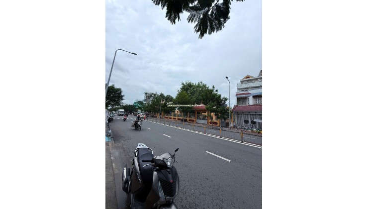 Bán nhà mặt tiền đường Lý Chiêu Hoàng, Phường 10, Quận 6 – Vị trí tiềm năng, thuận tiện kinh doanh