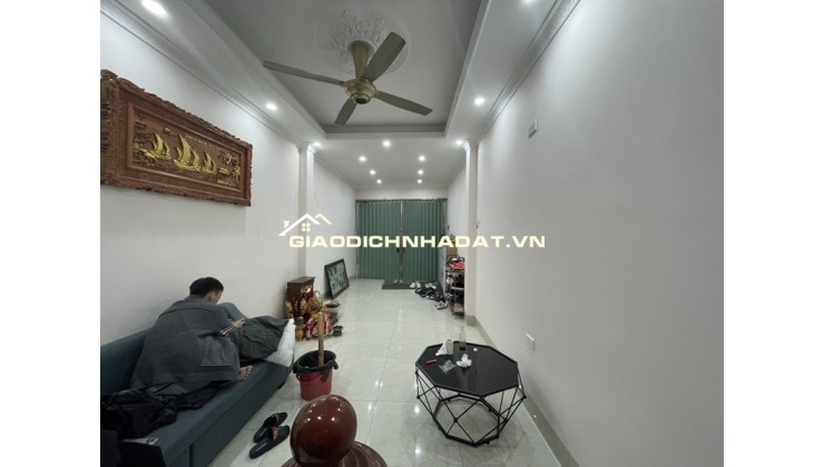 Bán Nhà 48m2 x 5 tầng tại phố Khương Đình, Thanh Xuân, 8,5 tỷ siêu hiếm