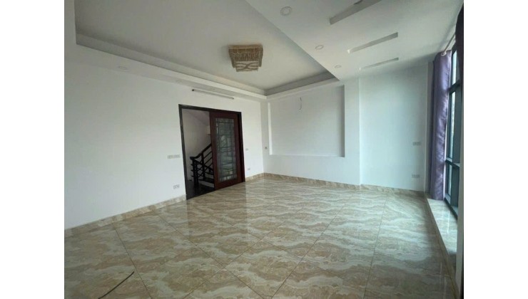 Bán nhà riêng tại Hoàng Quốc Việt, Nghĩa Đô, Cầu Giấy, Hà Nội, giá cực chất 10,9 tỷ, 35m2
