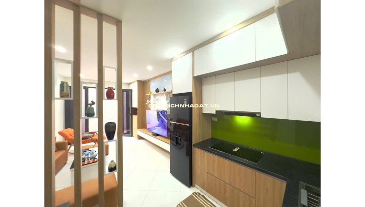 Bán nhà Định Công, 34m2, MT 3.7m, ngõ ô tô tránh đỗ ngày đêm, giá 6,1 tỷ