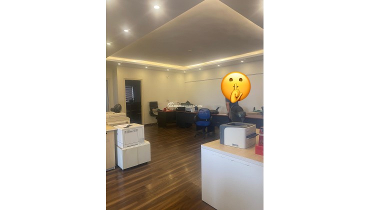 Bán Nhà Mặt Phố Nguyễn Văn Cừ 195m2, 5T, MT 8m, 2 Thoáng,  6X Tỷ Kinh Doanh Dòng Tiền, 2 Thoáng