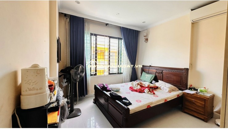 Bán Nhà Phố Sài Đồng, 75m2 MT5M Vỉa Hè Ô Tô Tránh, Hàng Xóm Vinhomes River Side 15 Tỷ