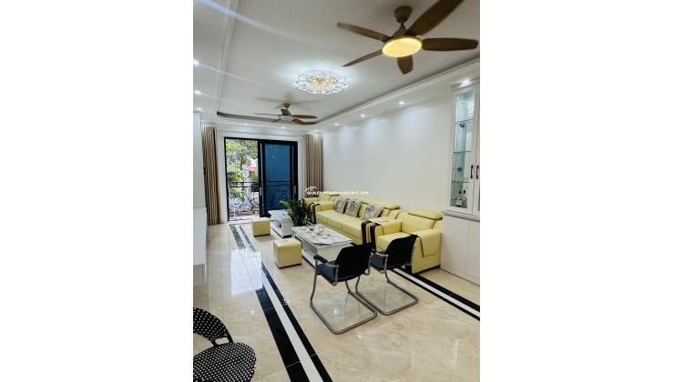 Bán Nhà Ngọc Thụy 50m2 7T Dân Xây 2 Thoáng 13 Tỷ, Ô Tô Đỗ Cửa, Full Nội Thất