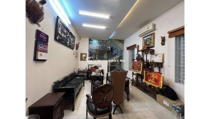Bán Nhà Phố Sài Đồng, 75m2 MT5M Vỉa Hè Ô Tô Tránh, Hàng Xóm Vinhomes River Side 15 Tỷ