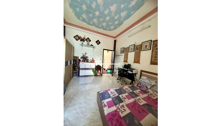 Bán Nhà HXH Đường Hoàng Văn Thụ, P.4, Q. Tân Bình, 4x14m, Chỉ 10 Tỷ