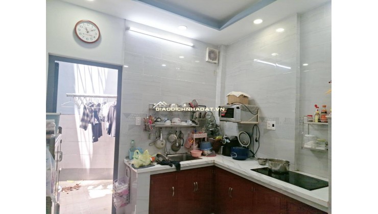 CĂN NHÀ 2 TẦNG, 48M2, HẺM LÊ VĂN LƯƠNG, QUẬN 7 - CHỈ 4.5 TỶ, SỔ HỒNG RIÊNG!