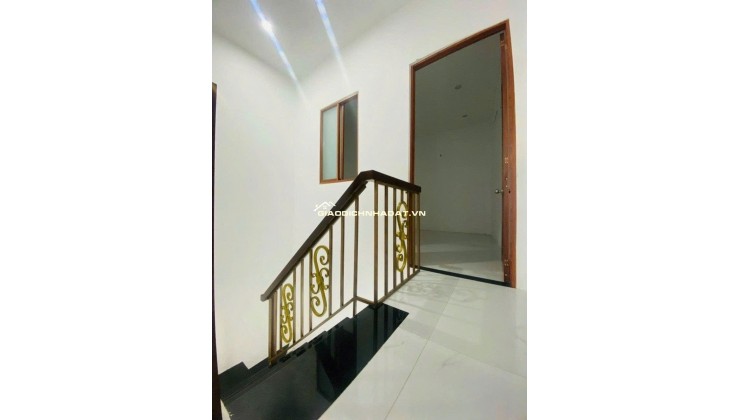 Bán căn nhà Linh Tây Thủ Đức – 1 trệt 1 lầu – gần Kha Vạn Cân – giá 3.4 tỷ