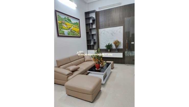 Bán nhà Quang Trung Hà Đông, sát ga tàu điện, vị trí tiềm năng, diện tích 54m chỉ 6.xt