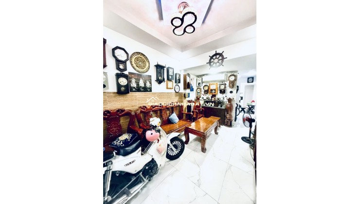 NHÀ 3 TẦNG - HẺM XE HƠI TRÁNH NHAU - GÒ VẤP