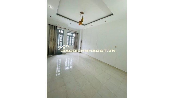 BÌNH TÂN - HẺM XE HƠI - NGAY LÊ VĂN QUỚI - GÒ XOÀI - NHÀ MỚI ĐẸP 2 TẦNG 64M2 - 4x16M - SỔ ĐẸP HOÀN CÔNG ĐỦ - GIÁ CHỈ HƠN 4 TỶ