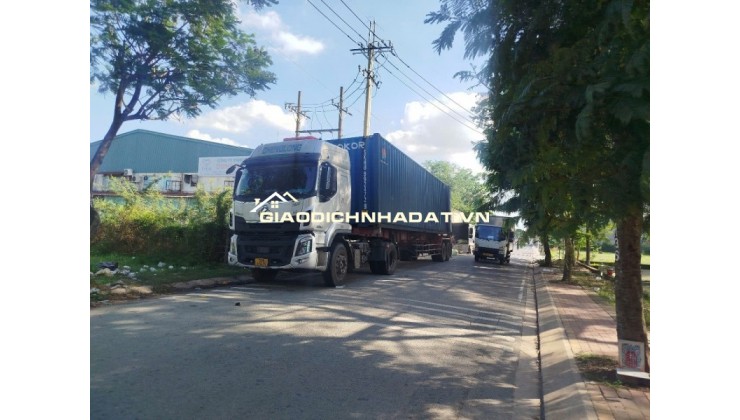 BÁN GẤP LÔ ĐẤT- LÀM KHO XƯỞNG 856M2- MẶT TIỀN ĐƯỜNG BÀ ĐIỂM-HÓC MÔN