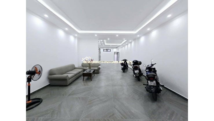 TOÀ VĂN PHÒNG KẾT HỢP NHÀ Ở ĐỈNH CAO CẦU GIẤY - GARA 2 Ô TÔ - 10M RA PHỐ - KINH DOANH - NGÕ THÔNG - PHÂN LÔ VIP - KHU HIẾM NHÀ BÁN