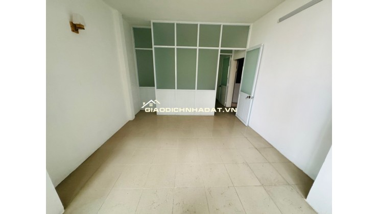 Nhà Nở Hậu Đẹp 37m², 4PN – Hẻm 4m, Giáp Q1 – Giá Mềm 4.1 Tỷ