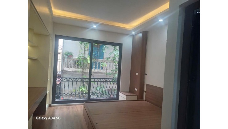 Bán nhà riêng tại Đường Lạc Long Quân,Tây Hồ, Hà Nội, giá siêu hời chỉ với 13 tỷ, 55 m2