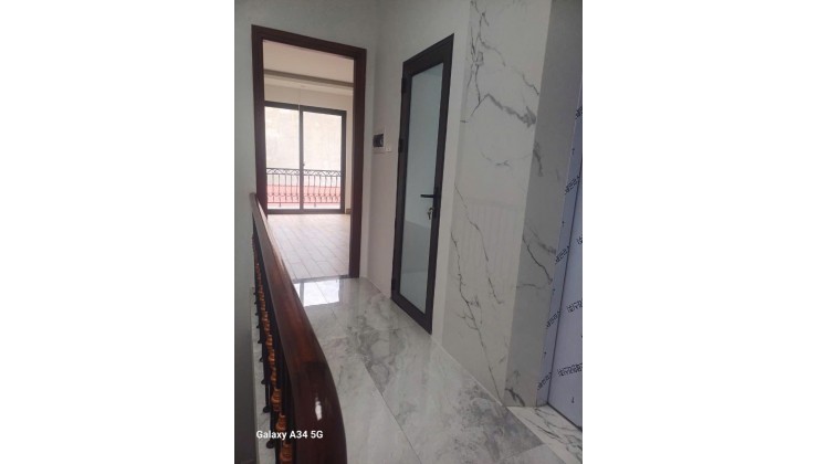 Bán nhà riêng tại Đường Lạc Long Quân,Tây Hồ, Hà Nội, giá siêu hời chỉ với 13 tỷ, 55 m2