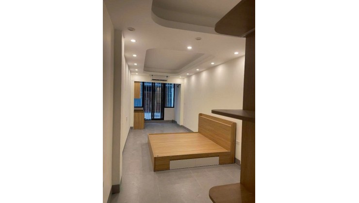 Bán nhà riêng tại Thụy Khuê, 8,1 tỷ, 43 m2, giá cực chất