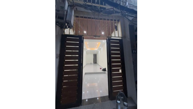 Bán nhà riêng tại Thụy Khuê, 8,1 tỷ, 43 m2, giá cực chất