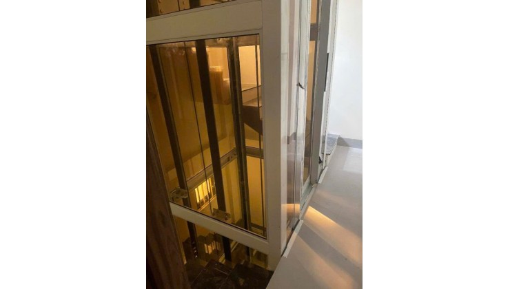 Bán nhà riêng tại Thụy Khuê, 8,1 tỷ, 43 m2, giá cực chất