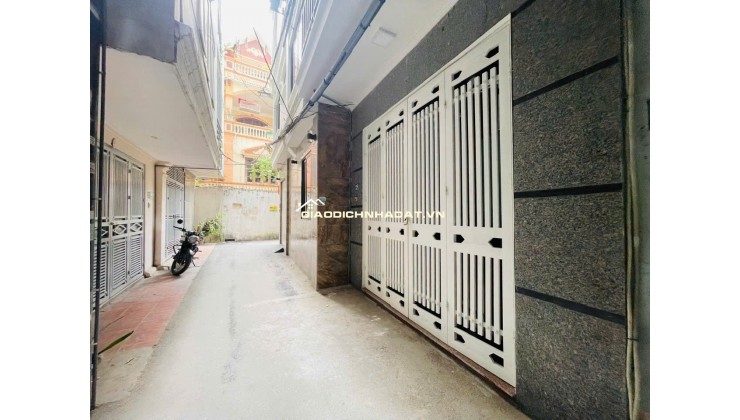 BÁN NHÀ CHÍNH CHỦ 44M2 VỊ TRÍ ĐẸP, TIỆN ÍCH ĐẦY ĐỦ, GIÁ HỢP LÝ TẠI D.Q.HÀM, HN